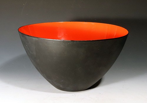 Mid-century Modern Modernist Kranit Bowl in Black Steel and Red Enamel, by Herbert Krenchel for Torben Ã˜rskov & Co., 1950s-early 60s $500
