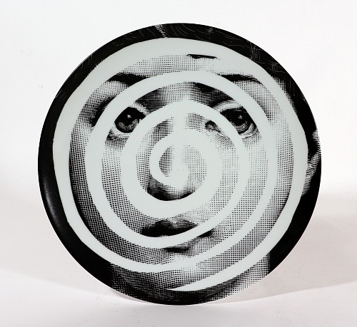 Piero Fornasetti Fornasetti Themes & Variations Plate, #18, Atelier Fornasetti, Circles with Original Box, 2000-2010 $685