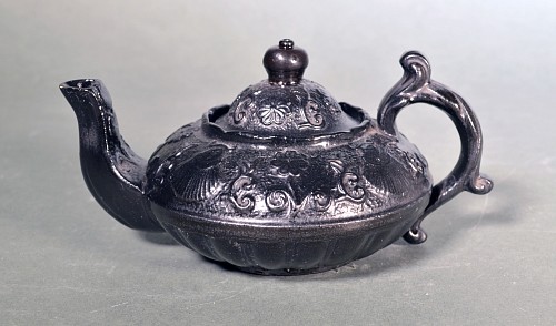 British Pottery English Staffordshire Pottery Black Small Teapot & Cover, 1820s $450