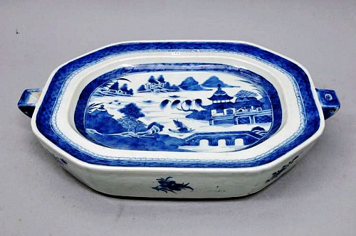 Chinese Export Porcelain Chinese Export Underglaze Blue Porcelain Rare Hot Water Dish, 1800-10 $500