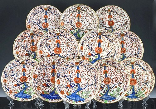 Chamberlain's Worcester Chamberlain Worcester Porcelain Tree of Life Set of Twelve Dinner Plates, 1818-1822 $6,500