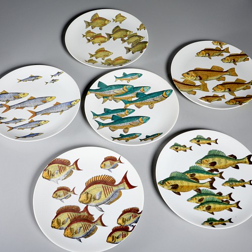 Piero Fornasetti Piero Fornasetti "Pesci" Porcelain Plates, Set of Six Plates with Schools of Fish, 1970