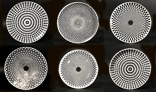 Piero Fornasetti Fornasetti Egocentrismo Porcelain Geometric Op Art Plates, 1990s $3,750