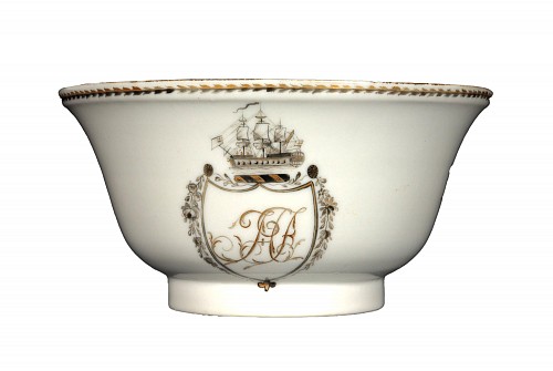 Chinese Export Porcelain Chinese Export Armorial Porcelain Bowl, Arms of French, 1785 $650