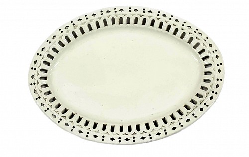 Creamware Pottery Plain Creamware Openwork Dish, 1800-20 $350